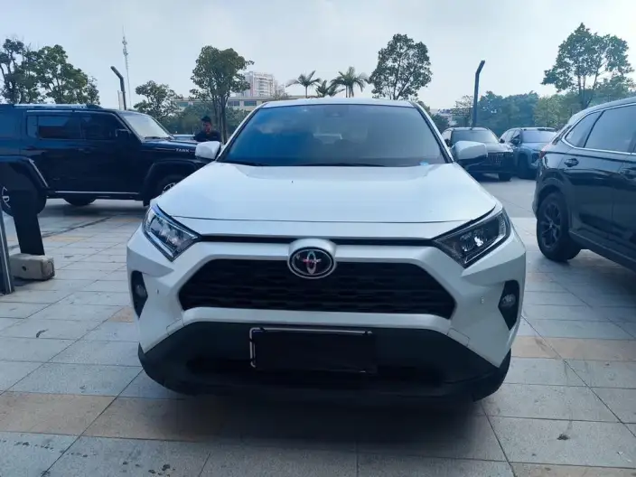 Toyota RAV4 2022 Model 2.0L CVT 2WD Urban Edition – фото 2