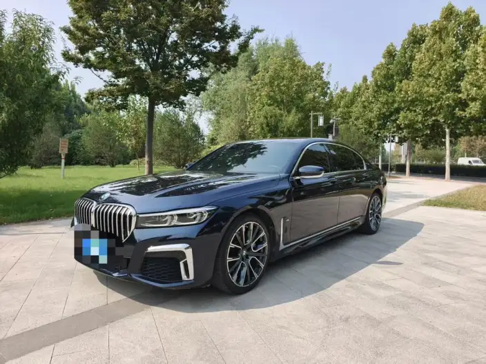 BMW 7 Series 2021 Model 740Li Leading Model M Sports Set – фото 1