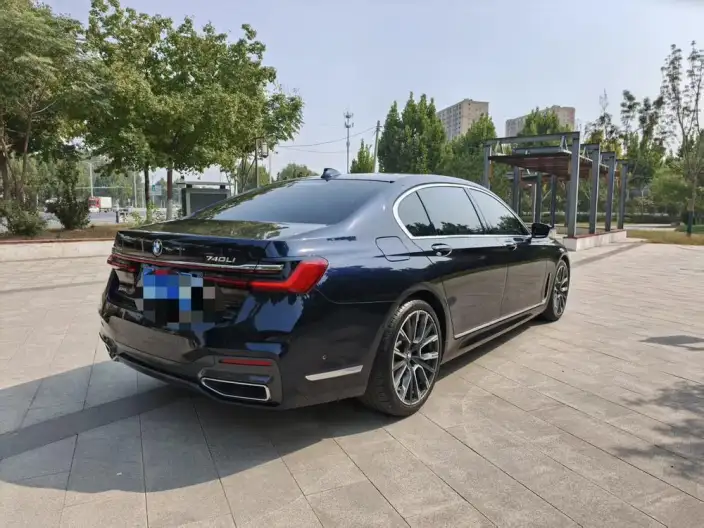 BMW 7 Series 2021 Model 740Li Leading Model M Sports Set – фото 7