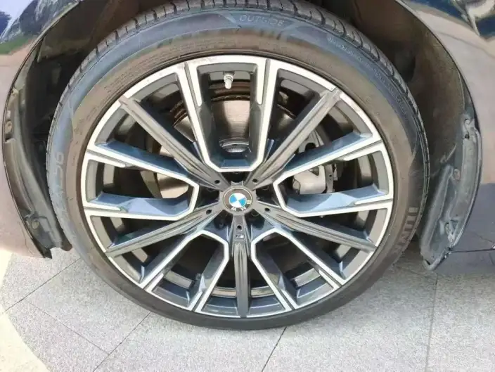BMW 7 Series 2021 Model 740Li Leading Model M Sports Set – фото 8