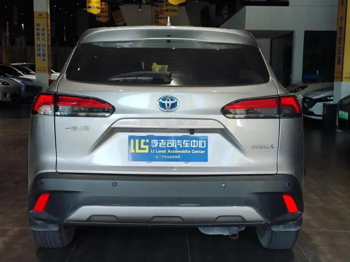 Toyota Corolla Cross 2023 Model 2.0L Intelligent Hybrid Pioneer Edition – фото 4