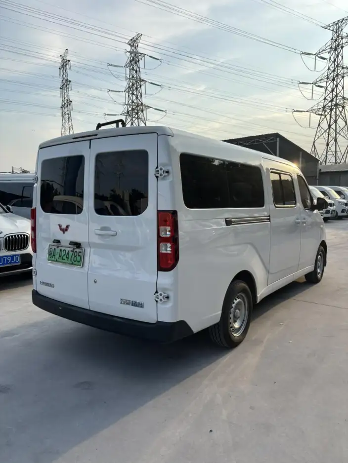 Wuling Yangguang 2024 Model 300km Comfort Model Passenger car Edition 60kW – фото 6