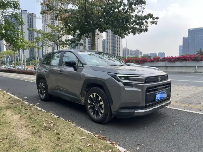 Toyota RAV4 2026 Model Hybrid 2.0L 2WD Deluxe Edition – фото 3