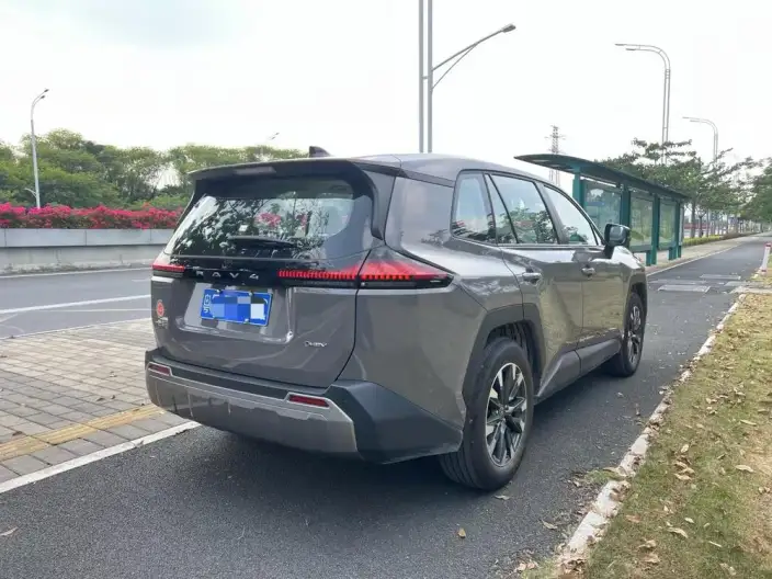 Toyota RAV4 2026 Model Hybrid 2.0L 2WD Deluxe Edition – фото 7