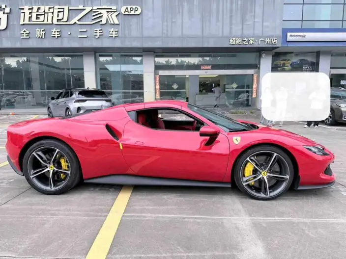 Ferrari 296 2022 Model 3.0T V6 GTS – фото 8
