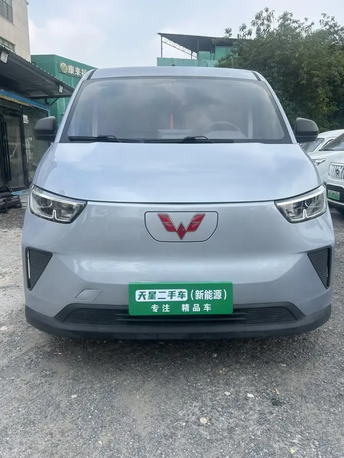 Wuling Yangguang 2024 Model 300km Comfort Model Passenger car Edition 75kW – фото 2
