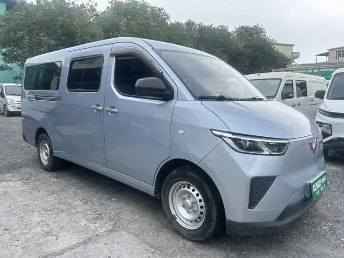 Wuling Yangguang 2024 Model 300km Comfort Model Passenger car Edition 75kW – фото 3