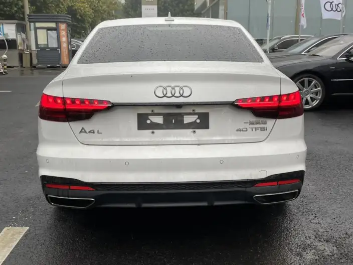 Audi A4 L 2022 Model 40 TFSI Luxury Dynamic Model – фото 3