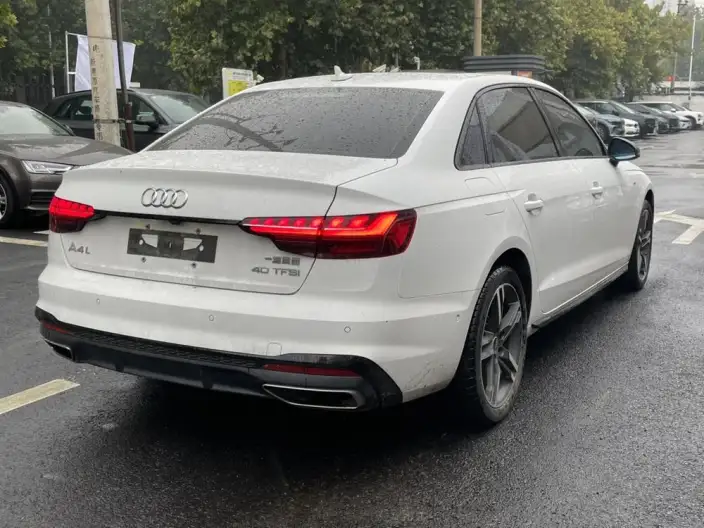 Audi A4 L 2022 Model 40 TFSI Luxury Dynamic Model – фото 4