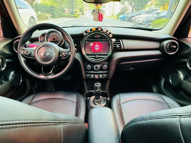 MINI 2018 1.5T COOPER Classic 5-door – фото 4