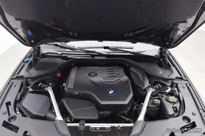 BMW 5 Series 2022 Model Facelift II 530Li Leading Model Luxury Set – фото 5