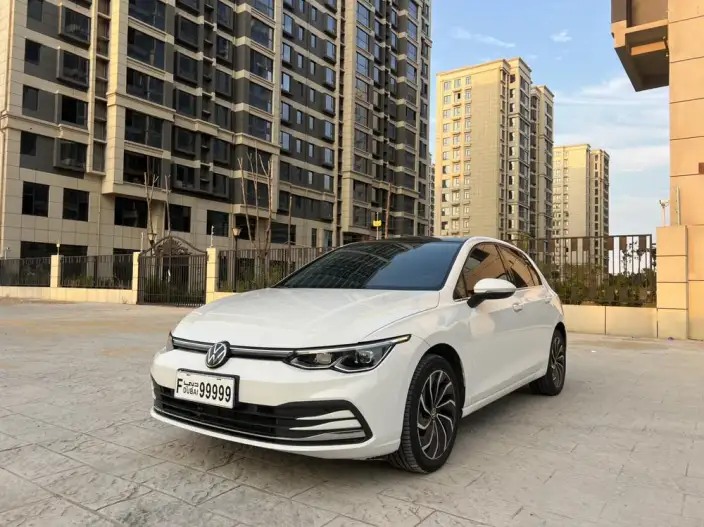 Volkswagen Golf 2024 Model 280TSI DSG Pro Lexiang Edition – фото 1