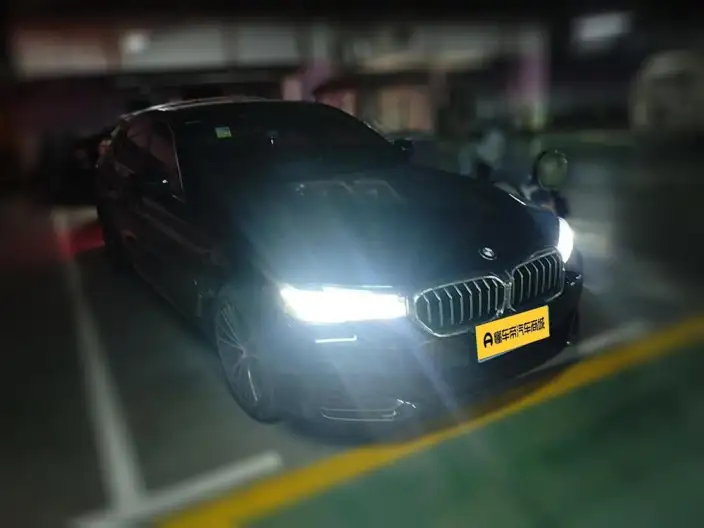 BMW 5 Series 2022 Model Facelift II 530Li Leading Model M Sports Set – фото 3