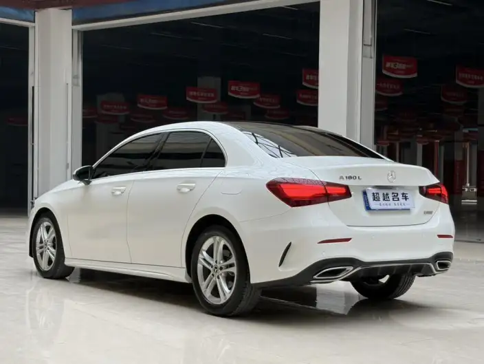 Mercedes-Benz A-class 2024 Model Facelift A 180 L – фото 5