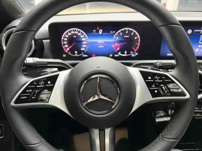 Mercedes-Benz A-class 2024 Model Facelift A 180 L – фото 10