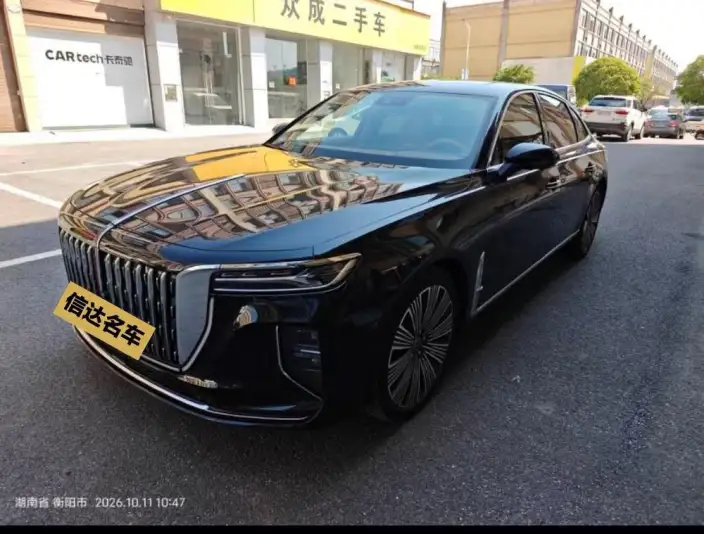 HONGQI H9 2025 Model 2.0T Flag Enjoy Luxury Business Edition – фото 1