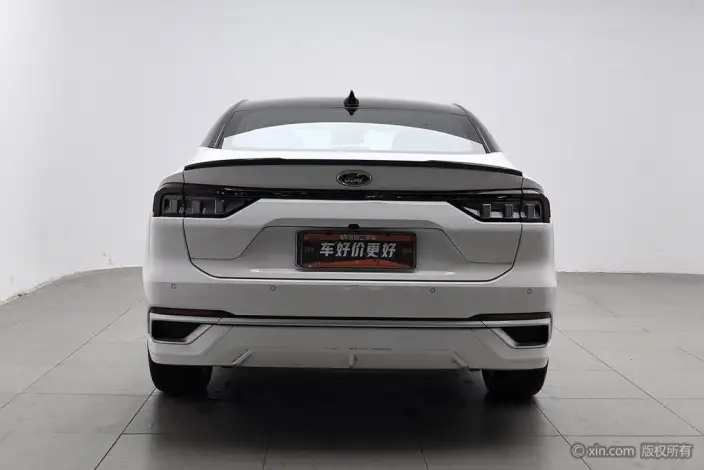 Ford Mondeo 2022 Model Facelift EcoBoost 245 Luxury Model – фото 3