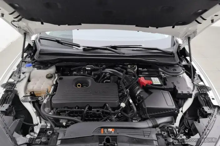 Ford Mondeo 2022 Model Facelift EcoBoost 245 Luxury Model – фото 5