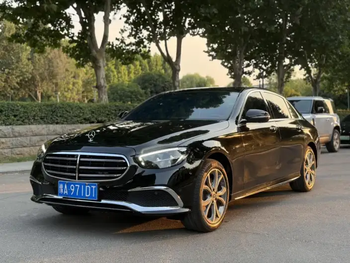 Mercedes-Benz E-Class 2023 Model E 300 L Fashion Model Sports sedan – фото 1