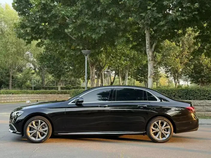Mercedes-Benz E-Class 2023 Model E 300 L Fashion Model Sports sedan – фото 4