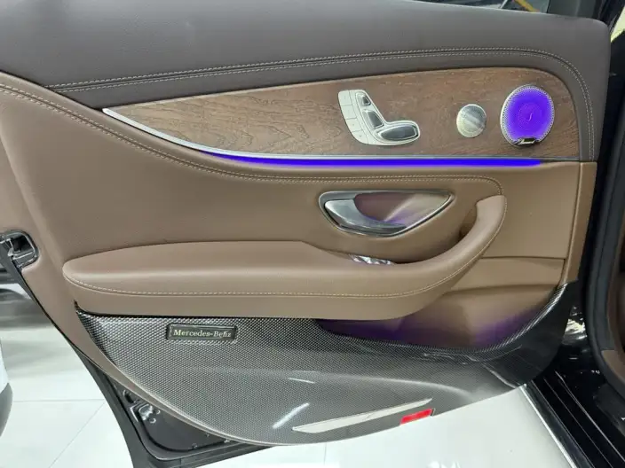 Mercedes-Benz E-Class 2022 Model E 300 L Luxury Model sedan – фото 9