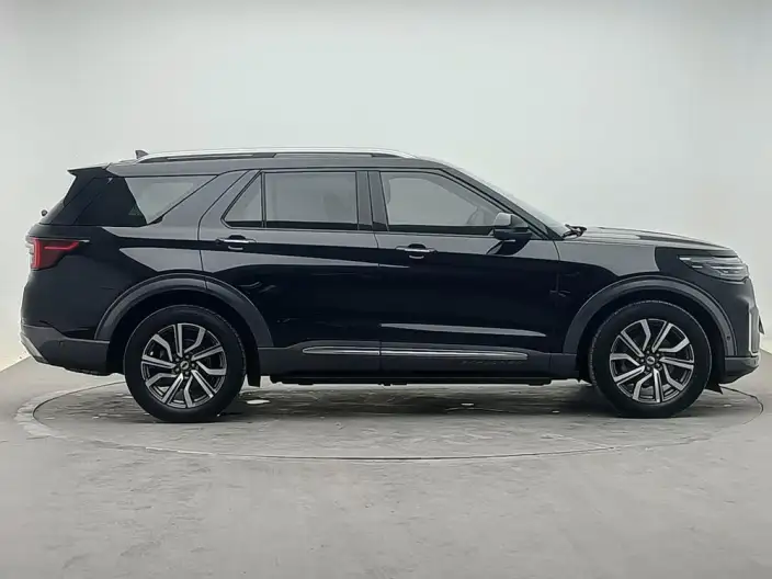 Ford Explorer 2023 Model EcoBoost 285 4WD Titan Jin Edition 7 seat – фото 8