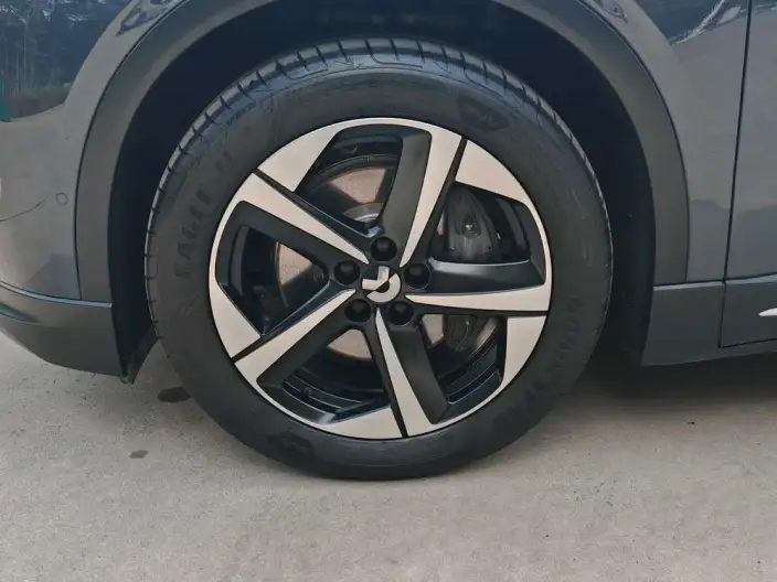 NIO EC6 2024 Model 75kWh – фото 9