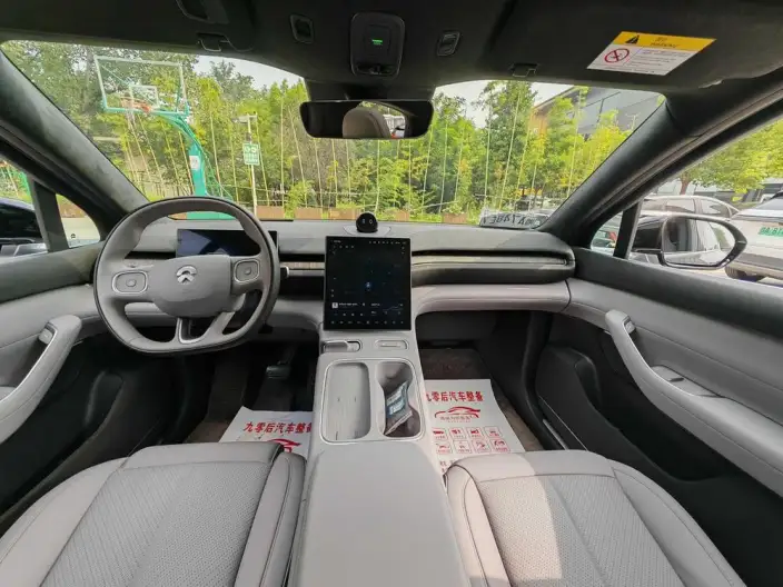 NIO EC6 2024 Model 75kWh – фото 10