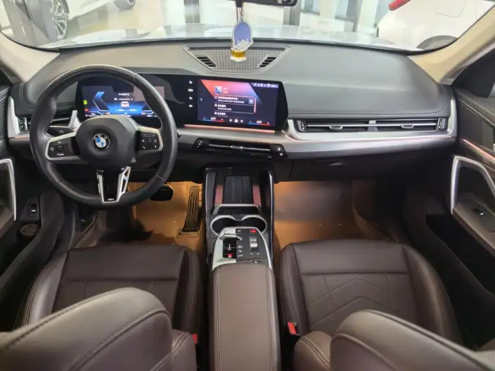 BMW X1 2025 Model sDrive25Li M Sports Set – фото 8