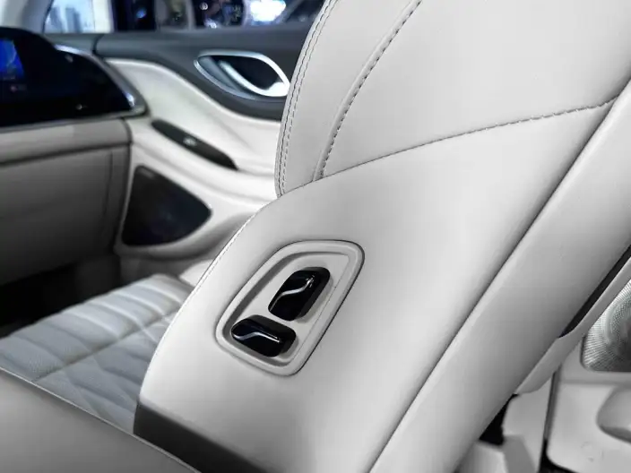 VOYAH Dreamer PHEV 2024 Model Ultra-long Endurance Ultimate Edition – фото 8
