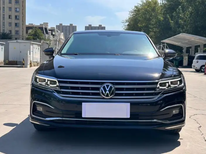 Volkswagen Phaeton 2021 Model 380TSI Deluxe Edition – фото 2