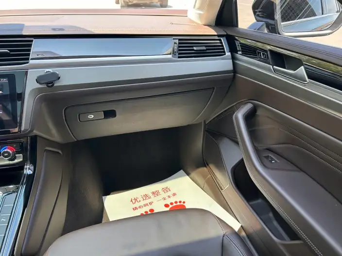 Volkswagen Phaeton 2021 Model 380TSI Deluxe Edition – фото 9