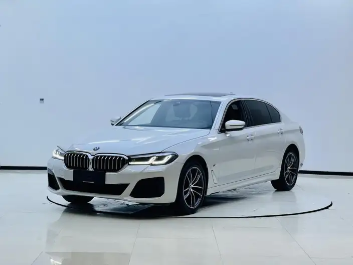 BMW 5 Series 2022 Model Facelift II 525Li M Sports Set – фото 1