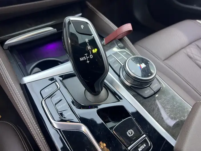 BMW 5 Series 2022 Model Facelift II 525Li M Sports Set – фото 6