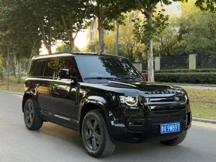 Land Rover Defender 2025 Model 110 3.0T P400 HSE X-Dynamic – фото 3