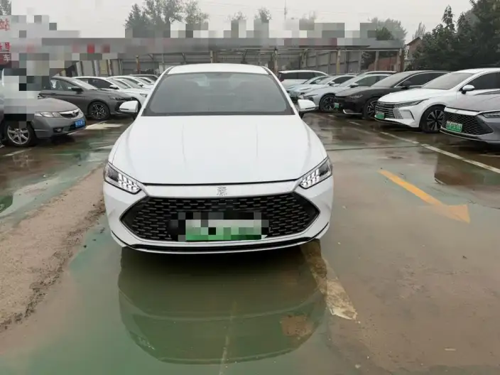 BYD Qin PLUS DM 2023 Model DM-i Champion Edition 55KM Leading Model – фото 2