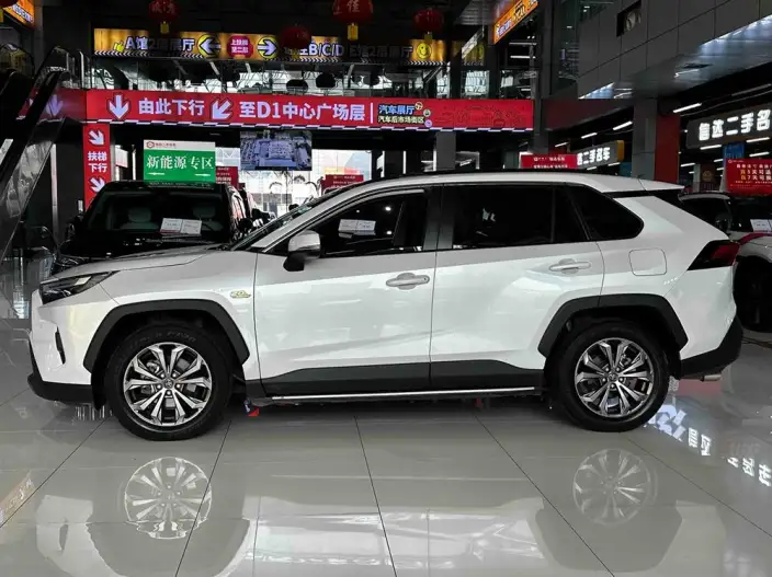 Toyota RAV4 2023 Model 2.0L CVT 2WD Fashion PLUS Edition – фото 3