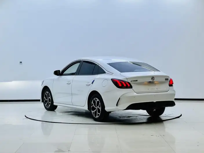 MG5 2023 Model Facelift 180DVVT Manual Youth Fashion Edition