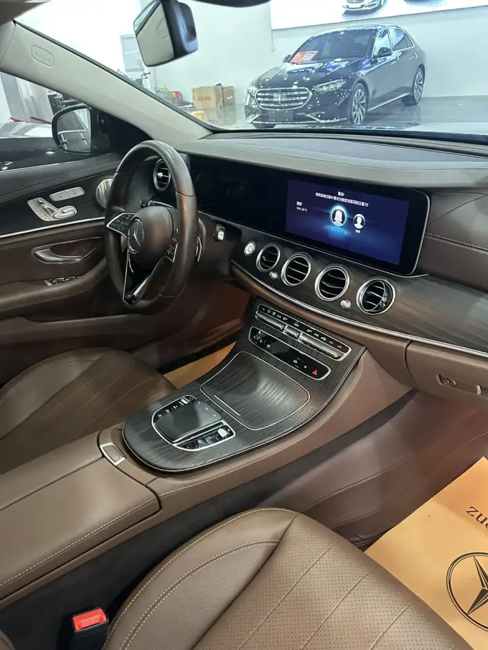 Mercedes-Benz E-Class 2023 Model E 300 L Luxury Model sedan – фото 6
