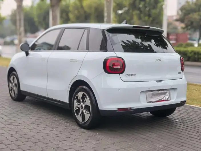 JAC Yiwei 3 2024 Model Zhiai Edition 330km Lite – фото 4