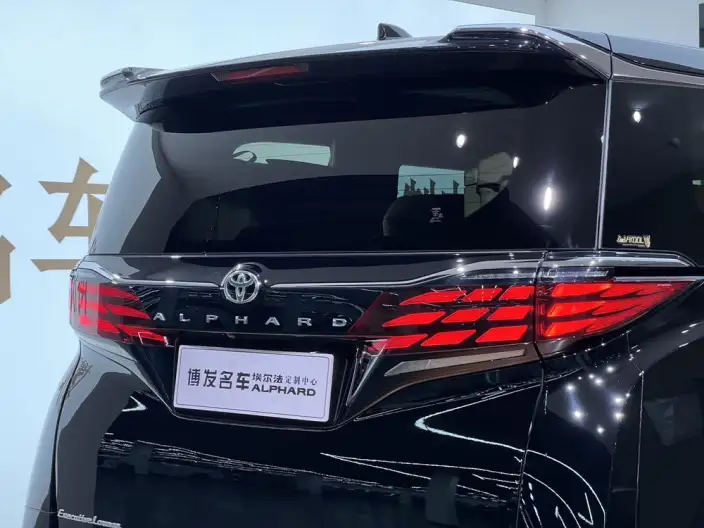 Elfa 2023 Model 2.5L Intelligent Hybrid 4WD Premium – фото 8