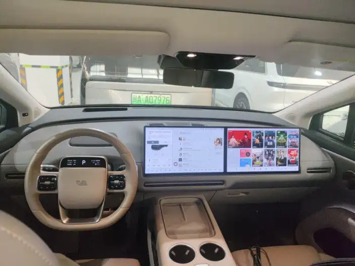 Li Auto i8 2025 Model Standard Edition – фото 7
