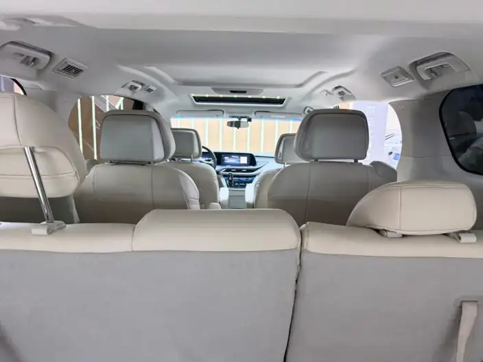 Buick GL8 2023 Model ES Luzun 2.0T Comfort Model – фото 9