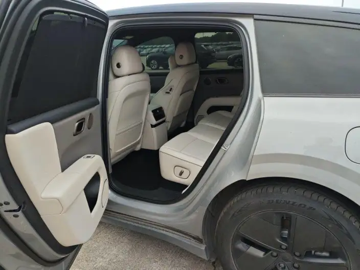 Li Auto i6 2025 Model 2WD Standard Edition – фото 9