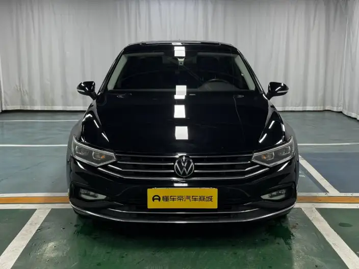 Volkswagen Magotan 2020 Model 330TSI DSG Leading Model – фото 2