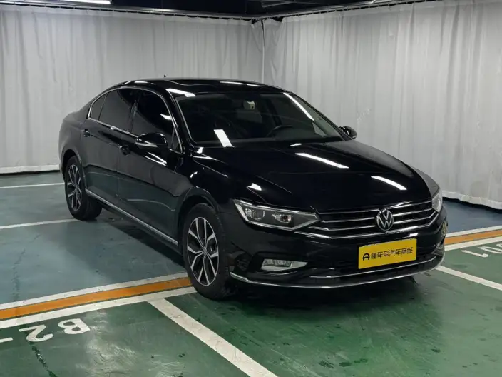 Volkswagen Magotan 2020 Model 330TSI DSG Leading Model – фото 3