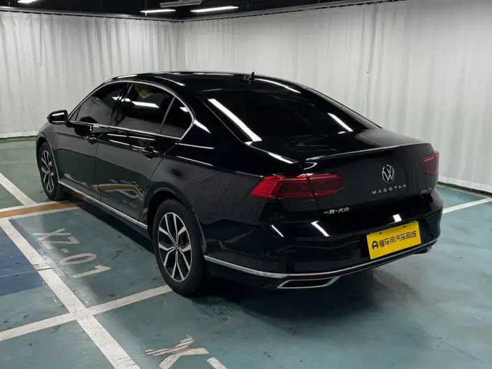 Volkswagen Magotan 2020 Model 330TSI DSG Leading Model – фото 5