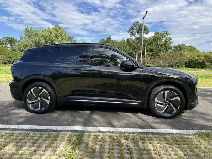 NIO ES6 2024 Model 75kWh – фото 7