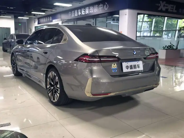 BMW 5 Series 2024 Model 530Li Exclusive Model Luxury Set – фото 4