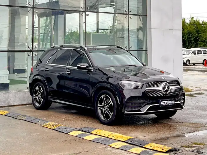 Mercedes-Benz GLE Imported 2023 Model GLE 350 4MATIC Fashion Model – фото 3